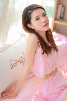办公室的漂亮秘书2